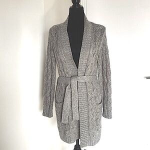 GAP, light grey soft cable knit cardigan with tie, no buttons. Size Small